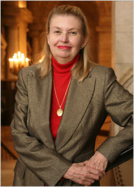 Сюзен Джакоби (Susan Jacoby), один из директоров исследовательского центра The Center for Inquiry
