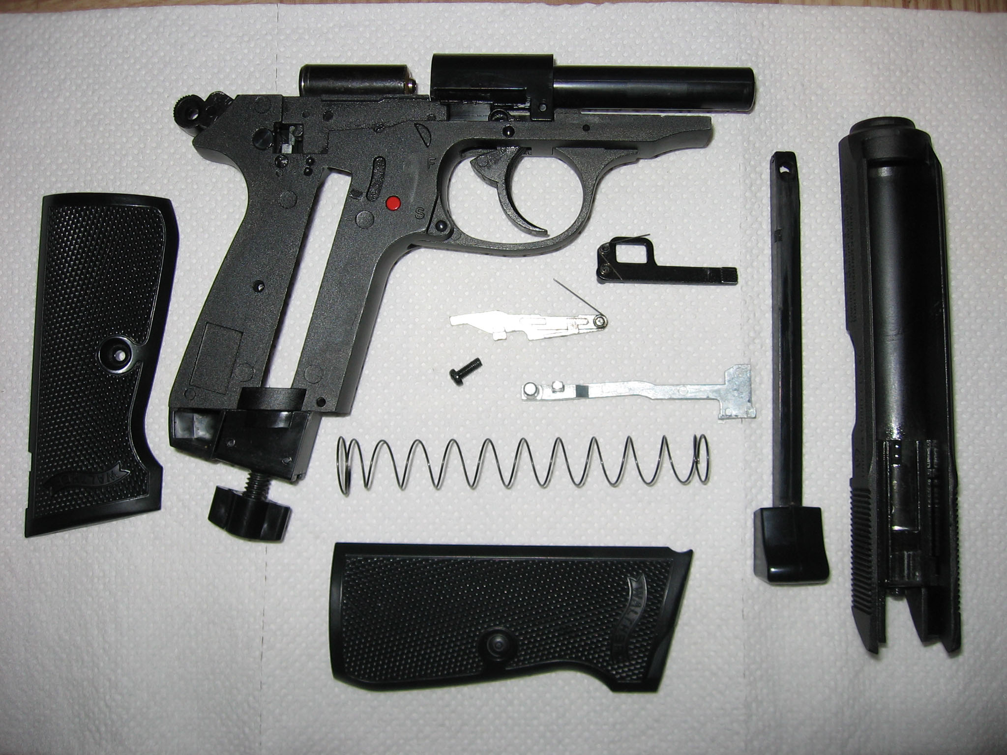 Разборка Walther PPK/S: